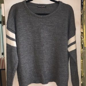BRANDY MELVILLE sweater